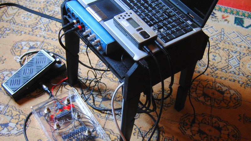 The new DIY laptop stand The new DIY laptop stand